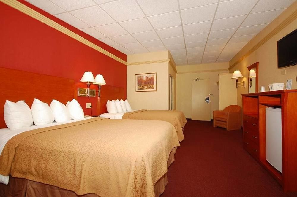 Quality Inn & Suites Kansas City - Independence I-70 East Kültér fotó